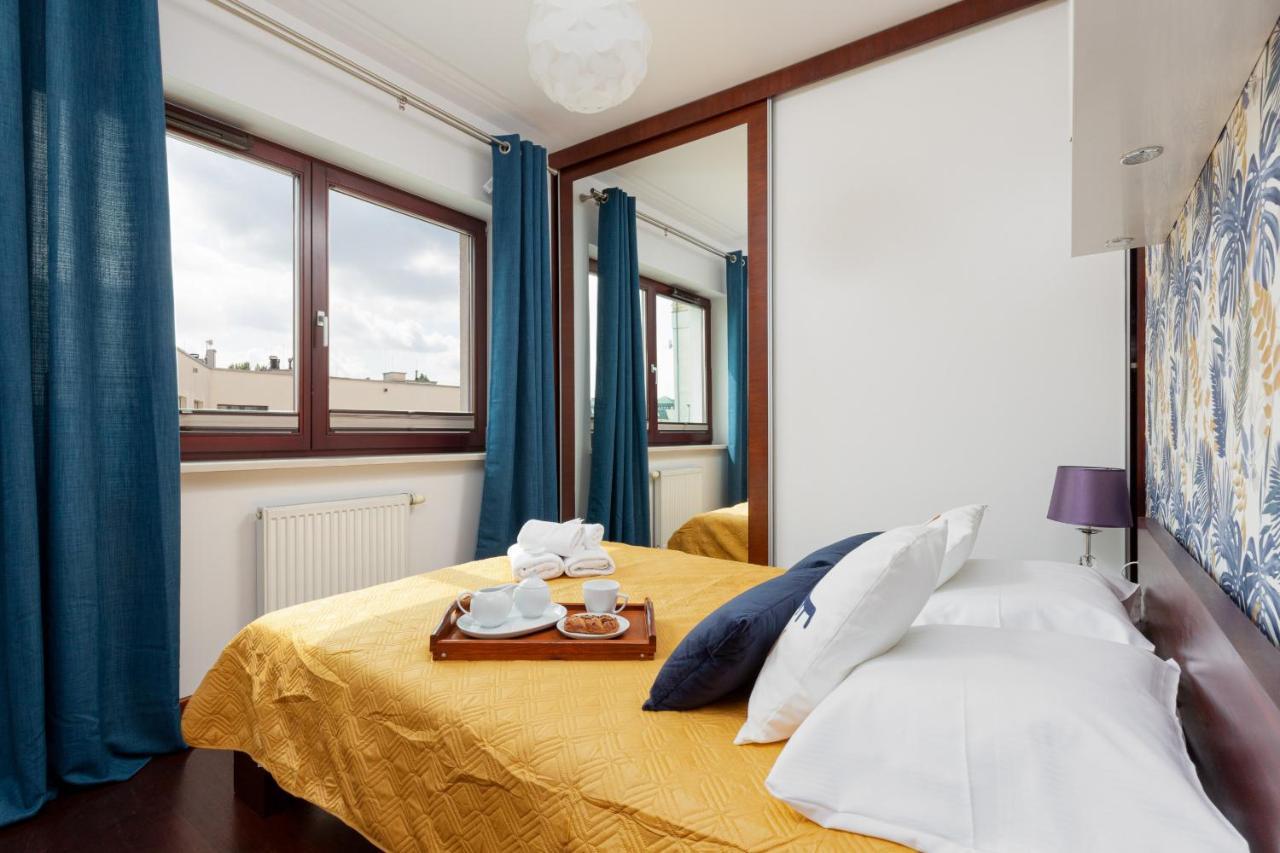 Spacious Suite With A Hammock And Terrace By Renters Prestige Warsaw Exterior photo